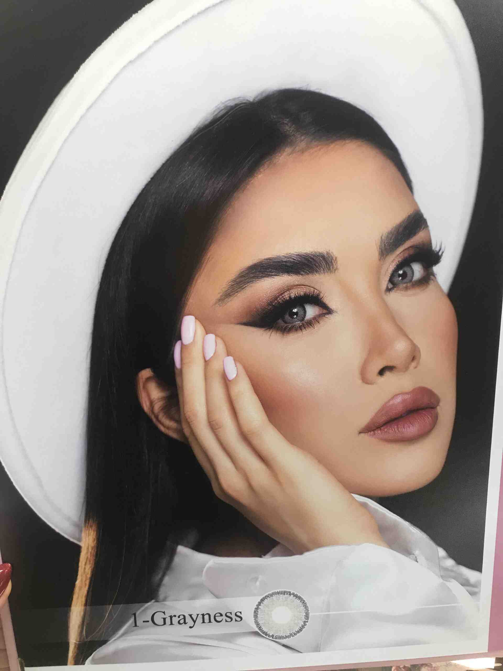 لنز رويال ويژن كره اي - گالری دلربا