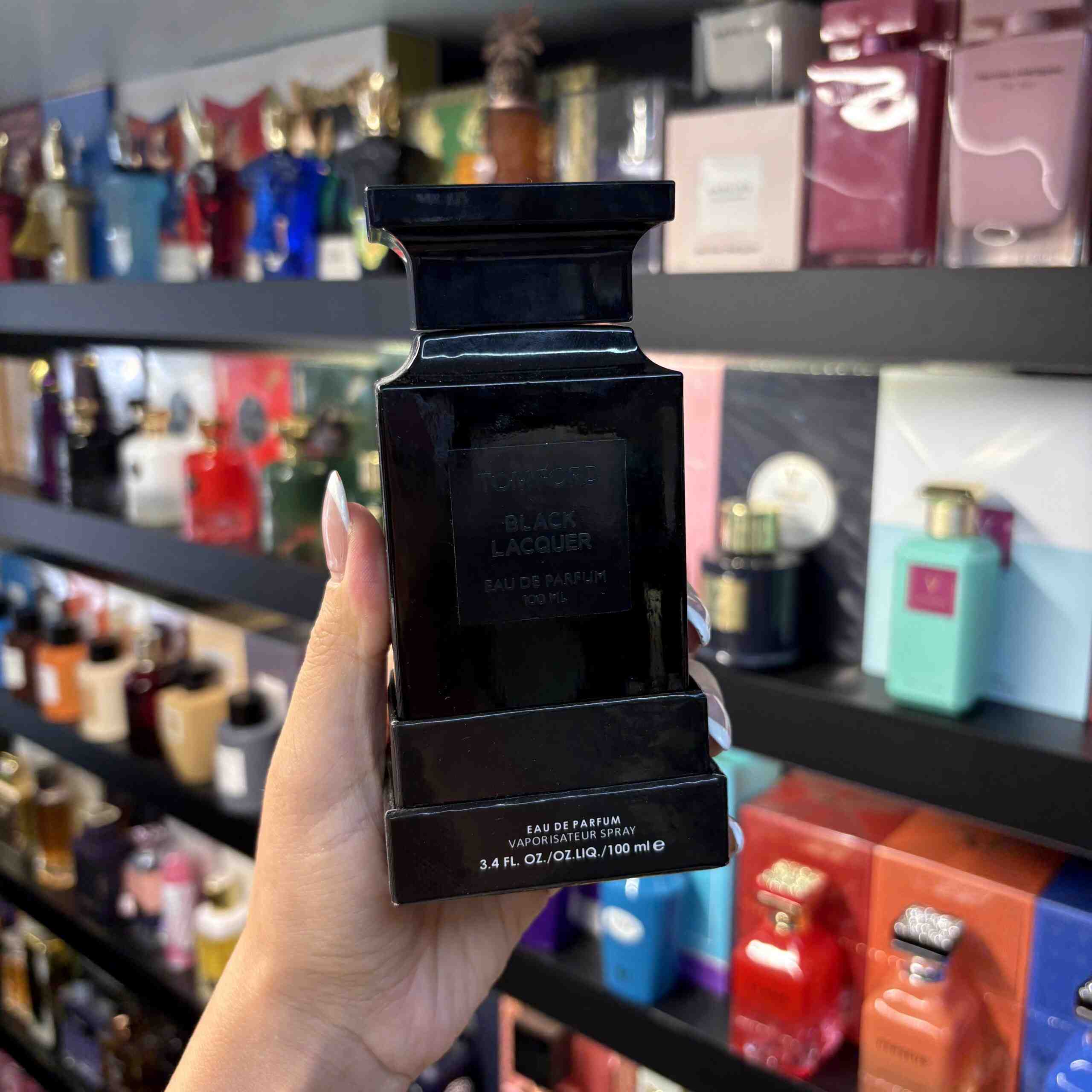 ادکلن تام فورد فرانسوی  ۱۰۰ میل رایحه black lacquer - گالری دلربا