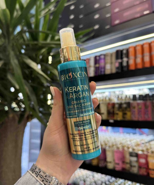 اسپری موی ترمیم کننده و نرم کننده حاوی کراتین و ارگان بیوکسین ۱۵۰ میل BIOXCIN - گالری دلربا