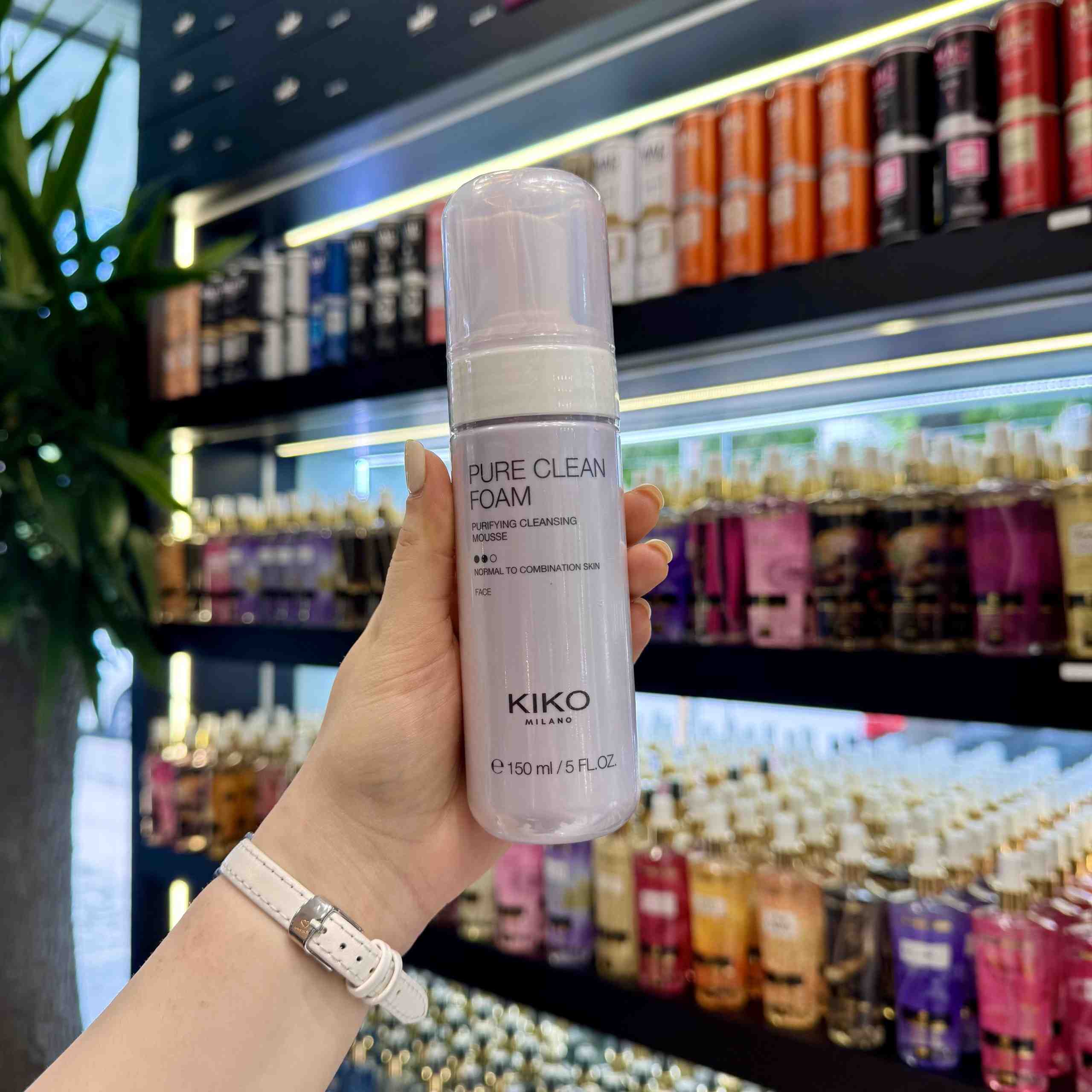 فوم شستشوی صورت کیکو KIKO پوست نرمال تا مختلط - گالری دلربا