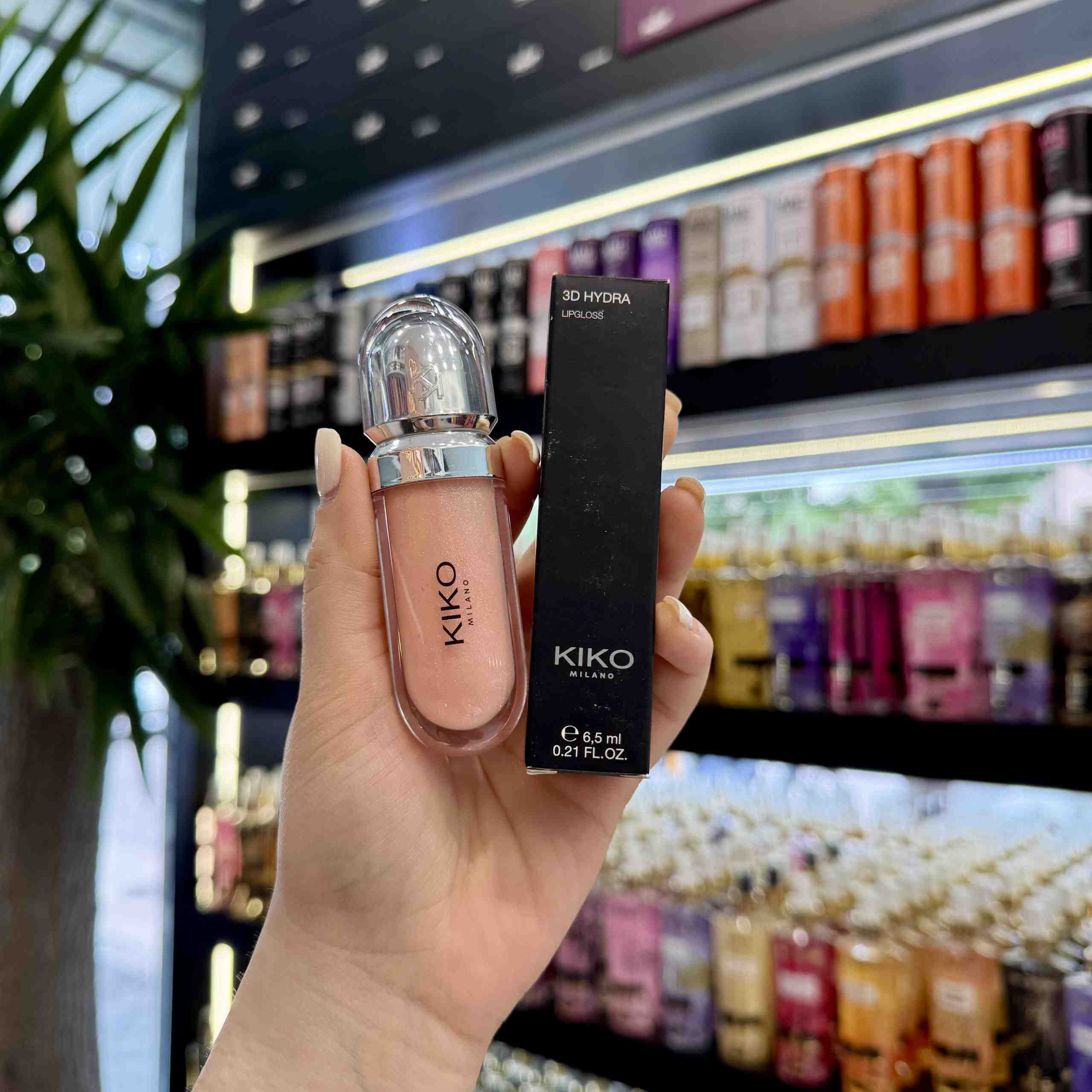 لیپ گلس شماره ۰۴ کیکو KIKO Milano - گالری دلربا