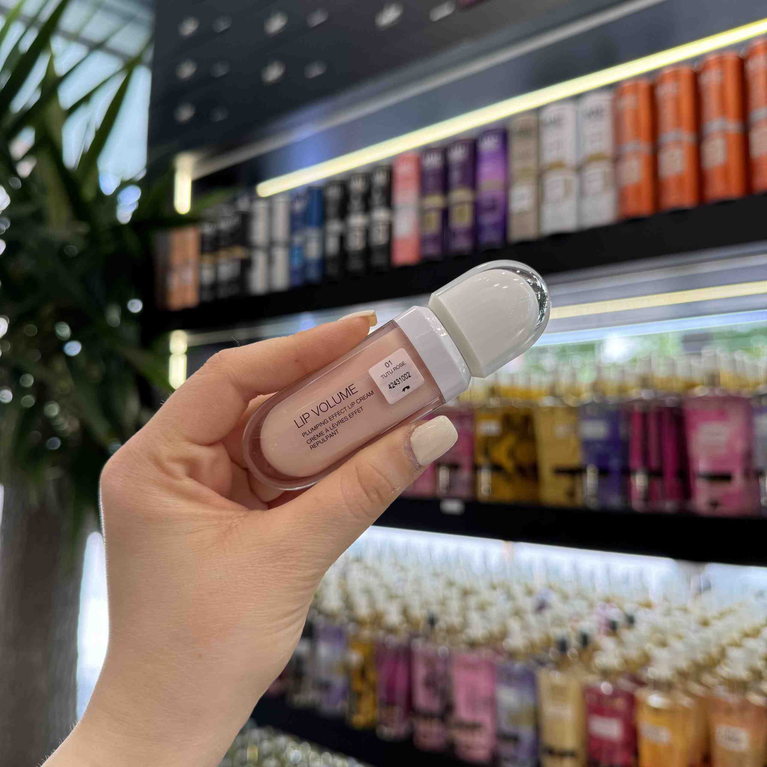 لیپ گلس حجم دهنده کیکو KIKO Milano - گالری دلربا