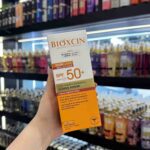 ضد آفتاب بی رنگ spf ۵۰ بیوکسین BIOXCIN میل ۱۵۰ - گالری دلربا