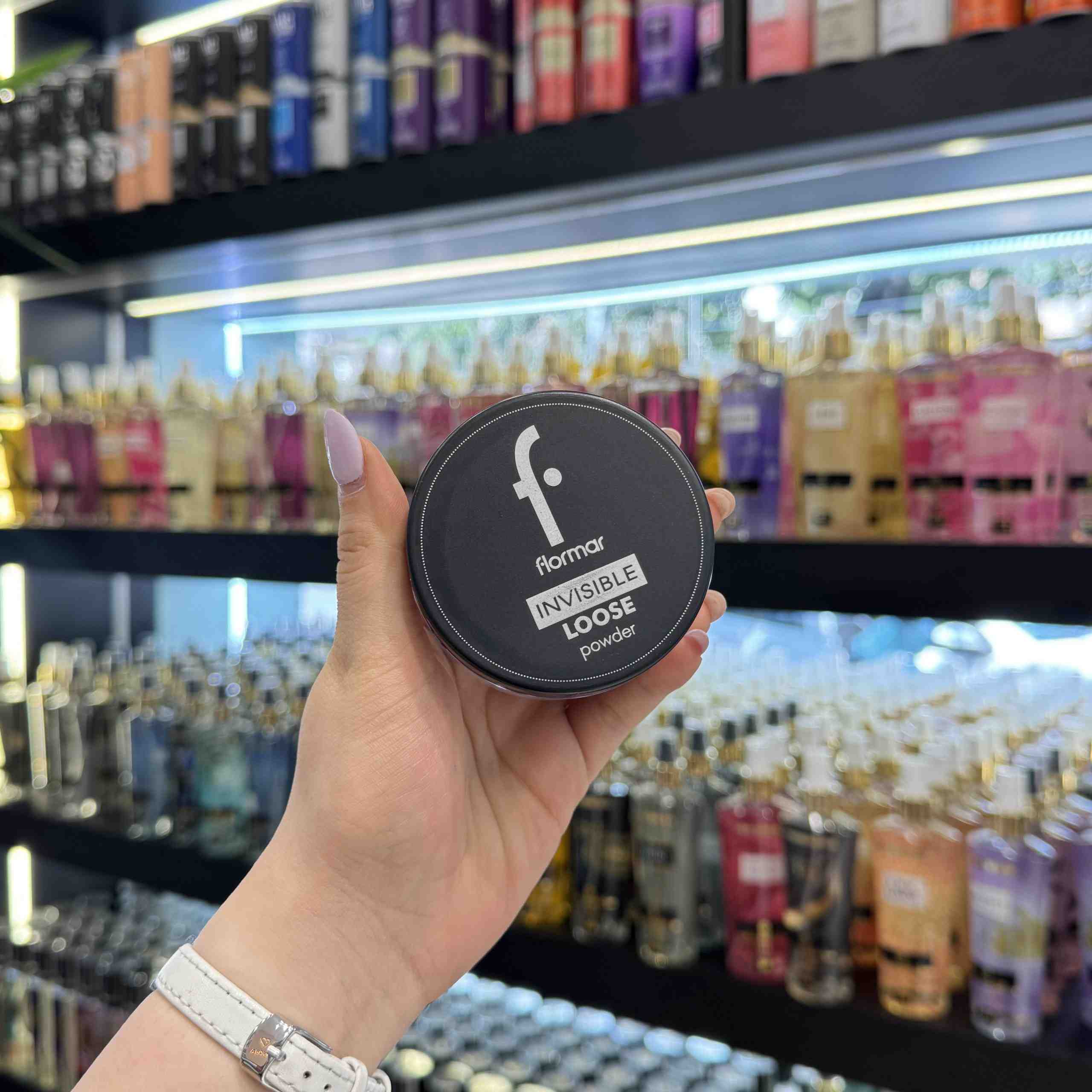 پودر فیکس بی رنگ فلورمار flormar - گالری دلربا