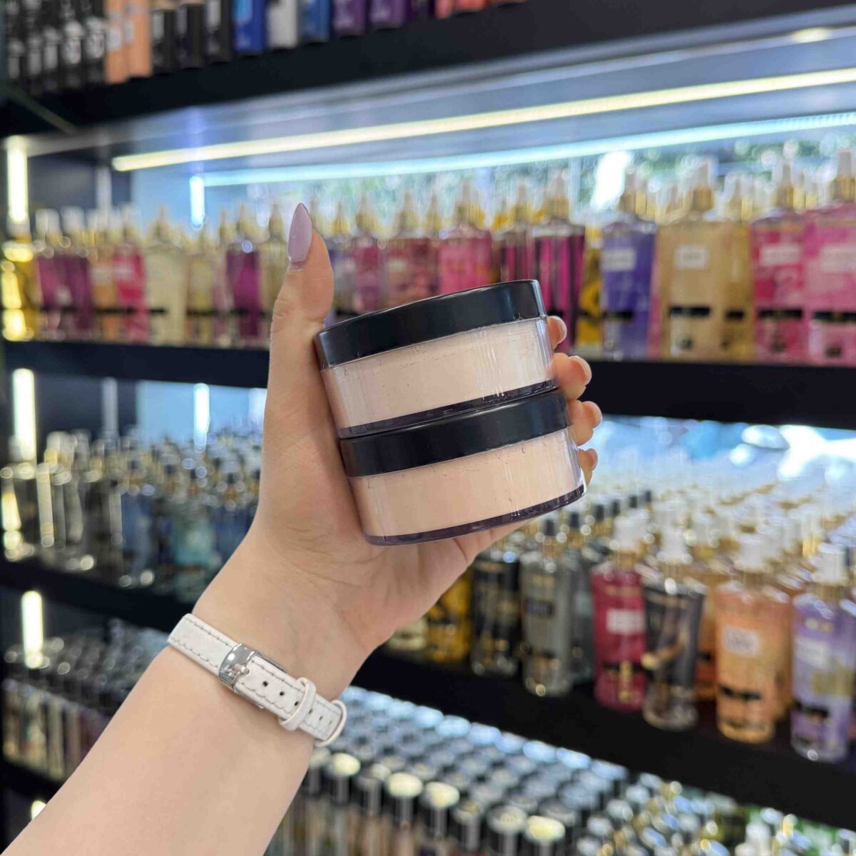 پودر فیکس رنگی فلورمار flormar - گالری دلربا